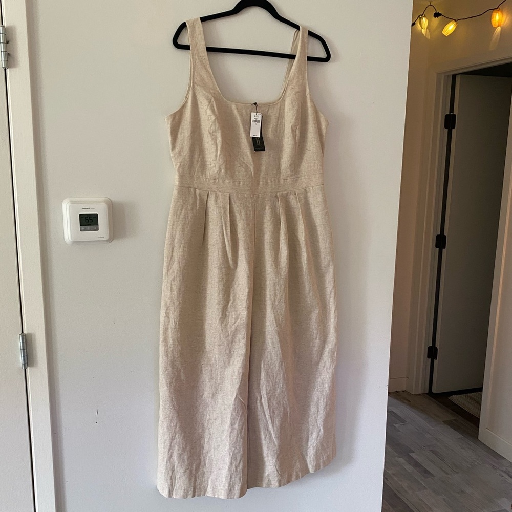 Banana Republic Cream Sleeveless Jumpsuit